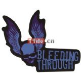 B1002 (Bleeding Through) Winged Skull
