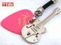 Fender 可卸式金属吉他拨片手机链（粉红色）