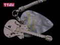 Fender 可卸式金属吉他拨片手机链（白纹色）