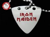 GsusMusic 钛钢金属拨片项链 铁娘子 IRON MAIDEN LOGO（银色） 